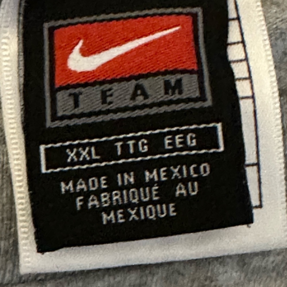 Y2K Los Angles Lakers T-Shirt by Nike XXL - Picture 6 of 6